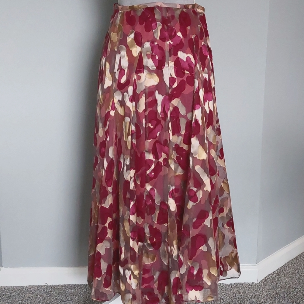 NWT Jones New York burgundy/gold abstract chiffon skirt, 12.